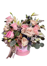 Load image into Gallery viewer, Pearl & Petals